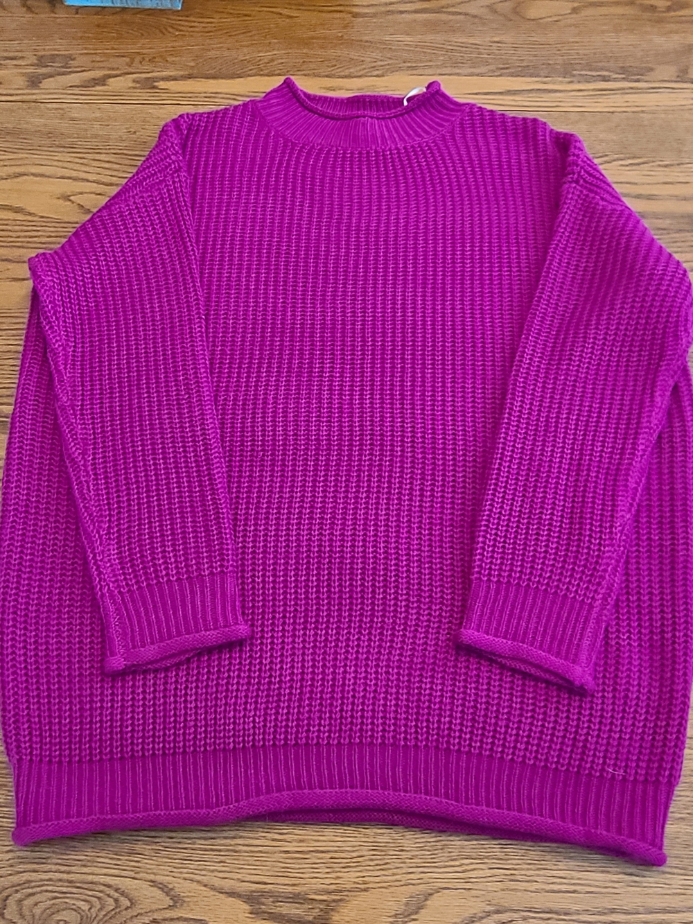DAVI & DANI Bright Fuchsia Crewneck Sweater NWOT